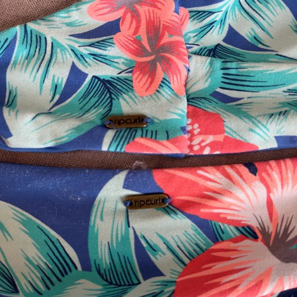 O’Neill Reversible Bikini Set - Picture 3 of 3